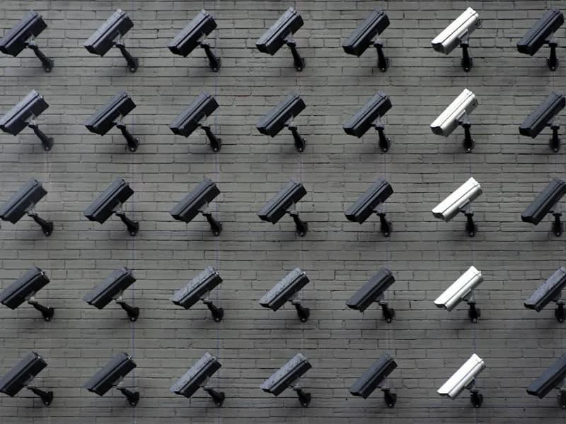 أنظمة الدوائر التلفزيونية المغلقة (CCTV)